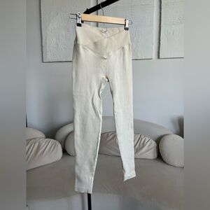 Cream High-Waisted Leggings